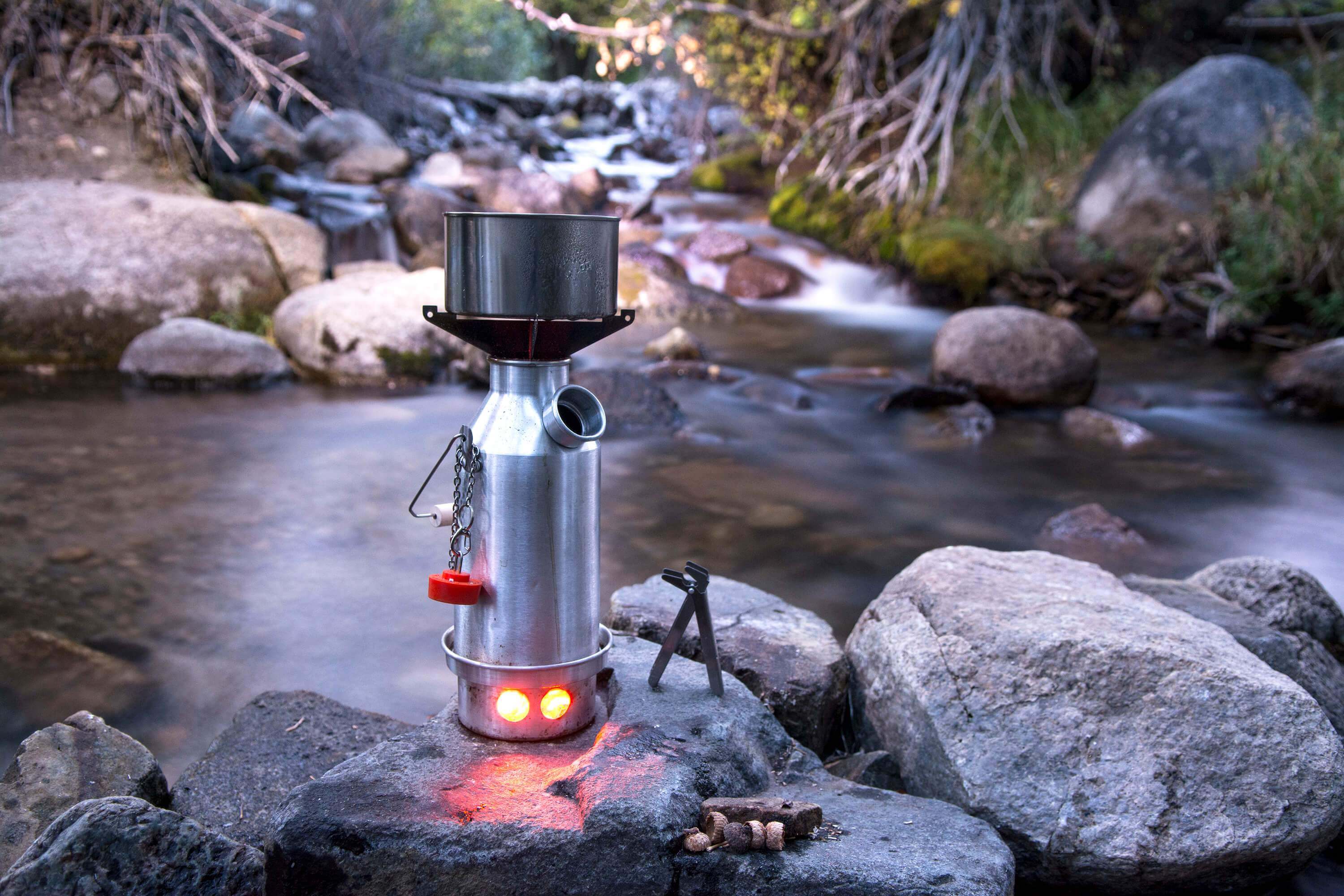 Kelly Kettle Trekker 0.6L lightweight aluminium camping kettle outdoors